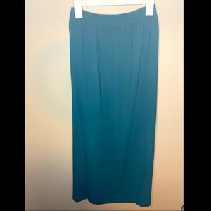 Blue Maxi Skirt with Slit by Boohoo 🔥